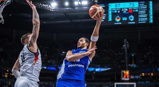 德国队不断突破！，西亚卡姆连续七场比赛得分超过刷新纪录比赛高潮迭起的简单介绍