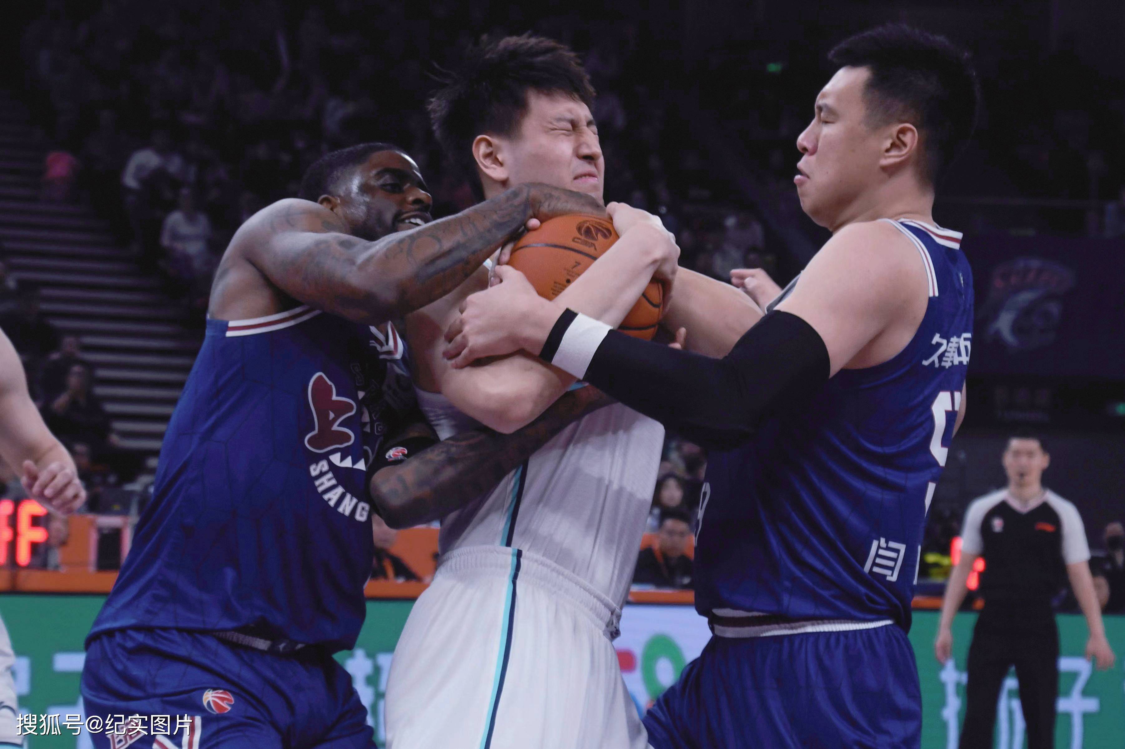 赛前CBA常规赛焦点战，上海申花遗憾出局，压力陡增，医务组通报恢复