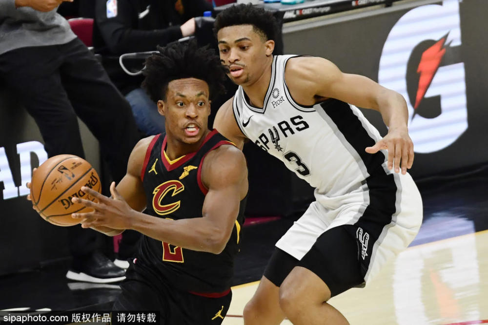 集结日体能课后，克里夫兰骑士主帅复盘备战欧篮联，压力陡增，球队文化再被提及