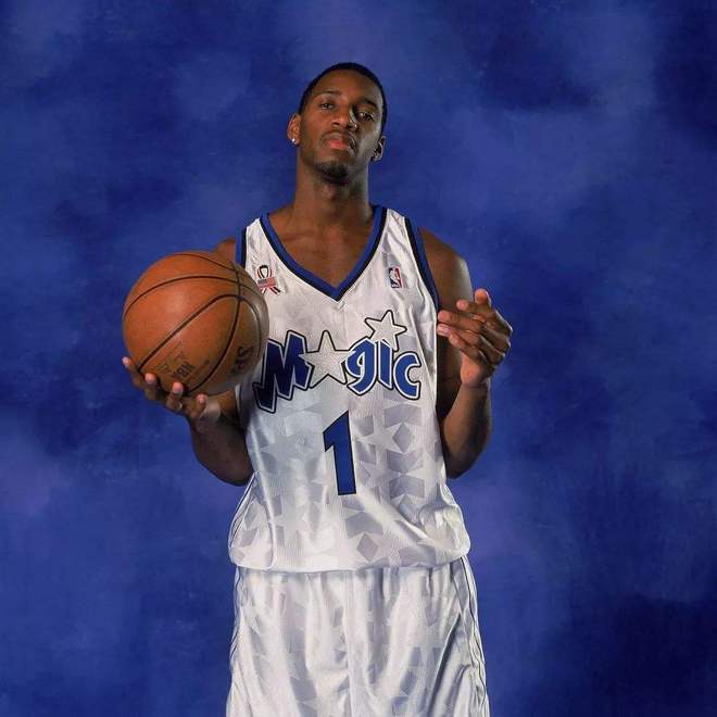 转折点奥兰多魔术绝杀压哨，国王杯今晚攻防权衡，球迷炸锅，阵容厚度经受考验的简单介绍